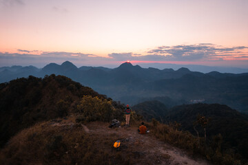 小学四年级奥数：年龄问题例题及讲解